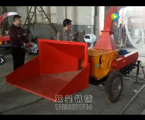 樹枝粉碎機視頻客戶現(xiàn)場試機