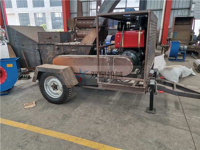 1000型樹枝粉碎機廠家現(xiàn)貨實拍