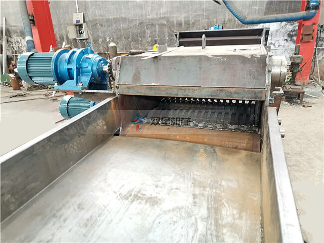 模板破碎機進料腔