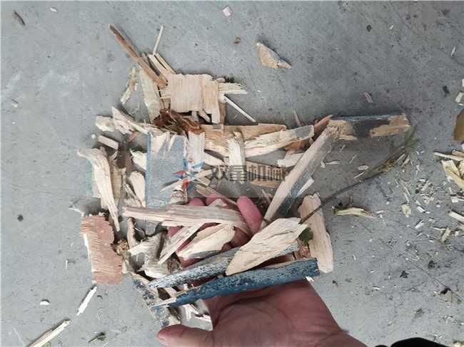 工程模板破碎機(jī)破碎物料效果